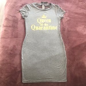 MRT 1030 Queen of Quarantine rayon fitted dress S